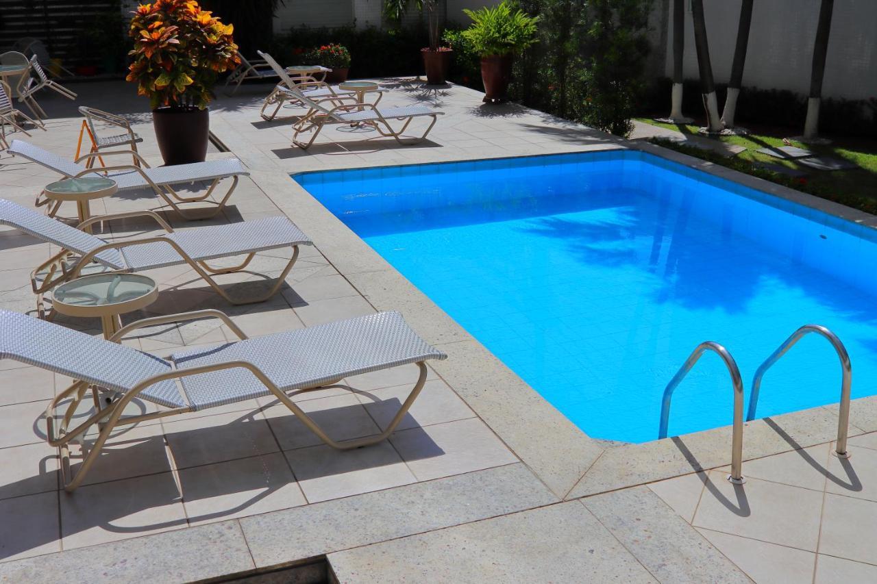Apartamento Em Frente Ao Shopping Itaigara - Salvador Lägenhet Exteriör bild